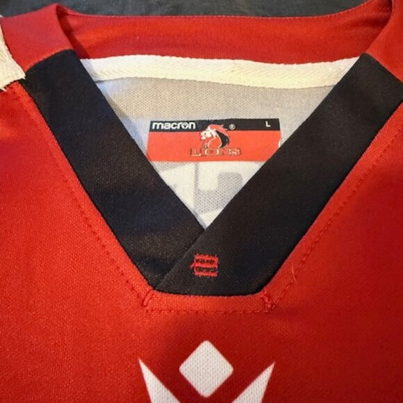 Emirates Lions Rugby Macron Jersey - Size L - Excellent Condition - Picture 7 of 8